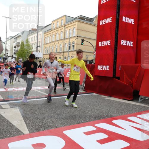 25.04.2026 - Das Zehntel Strokosch-Dieckow http://msf.ph/oto/9631266 25.04.2026 09:04:22 Ziel 1706, 1911, 1925, 2215, 2231, 2355, 2948, 2965, 3056, 3366, 3386, 3388 meine-sportfotos.de