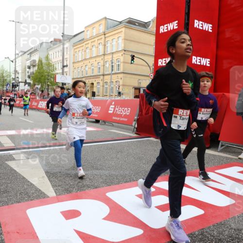 25.04.2026 - Das Zehntel Strokosch-Dieckow http://msf.ph/oto/9631279 25.04.2026 09:04:24 Ziel 1706, 1911, 1925, 2215, 2231, 2948, 2965, 3056, 3366, 3386, 3388 meine-sportfotos.de
