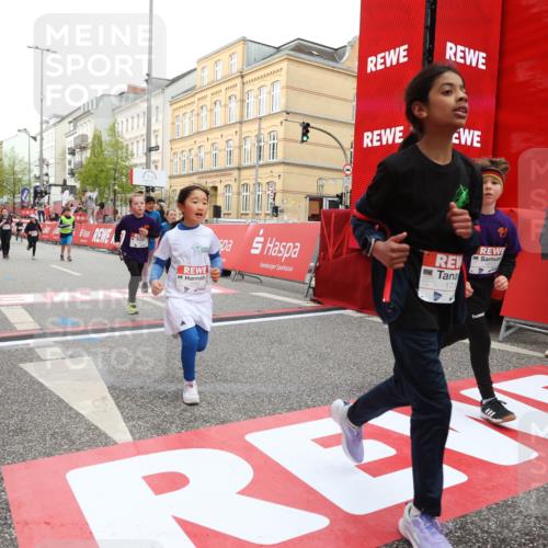 25.04.2026 - Das Zehntel Strokosch-Dieckow http://msf.ph/oto/9631280 25.04.2026 09:04:24 Ziel 1706, 1911, 1925, 2215, 2231, 2948, 2965, 3056, 3366, 3386, 3388 meine-sportfotos.de