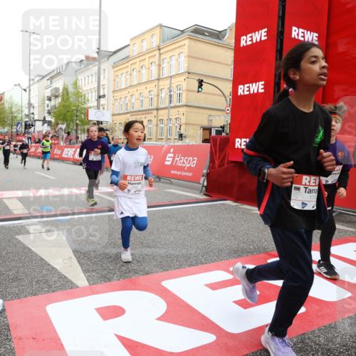 25.04.2026 - Das Zehntel Strokosch-Dieckow http://msf.ph/oto/9631281 25.04.2026 09:04:24 Ziel 1706, 1911, 1925, 2215, 2231, 2948, 2965, 3056, 3366, 3386, 3388 meine-sportfotos.de