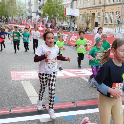 25.04.2026 - Das Zehntel Strokosch-Dieckow http://msf.ph/oto/9631282 25.04.2026 11:04:14 Ziel 5111, 5115, 5184, 5186, 5215, 5217, 5410, 5423, 5440, 5594, 5899, 5902, 5914, 5915, 5922, 5991, 5998, 6030, 6315, 6316, 6457, 6476, 6479, 6591, 6607, 7018, 7031, 7444 meine-sportfotos.de