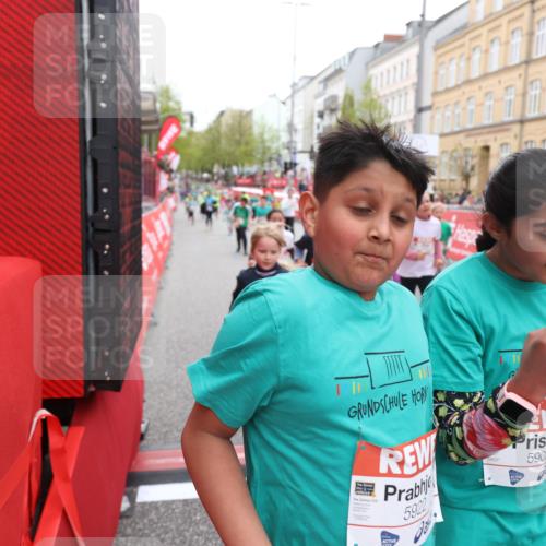 25.04.2026 - Das Zehntel Strokosch-Dieckow http://msf.ph/oto/9631299 25.04.2026 11:04:13 Ziel 5111, 5115, 5184, 5186, 5215, 5217, 5410, 5423, 5440, 5594, 5899, 5902, 5914, 5922, 5991, 6315, 6316, 6448, 6457, 6476, 6479, 6591, 6607, 7018, 7031, 7444 meine-sportfotos.de