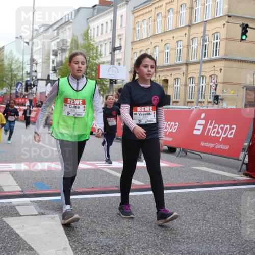 25.04.2026 - Das Zehntel Strokosch-Dieckow http://msf.ph/oto/9631307 25.04.2026 09:04:30 Ziel 2706, 2948, 2965, 3035, 3050, 3057, 3132, 3321, 3347, 3478, 3482 meine-sportfotos.de