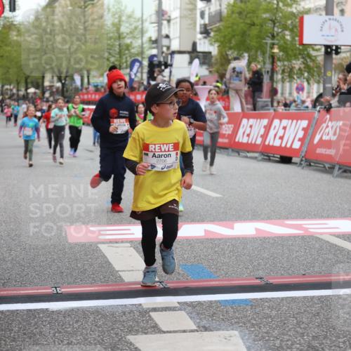 25.04.2026 - Das Zehntel Strokosch-Dieckow http://msf.ph/oto/9631313 25.04.2026 09:04:32 Ziel 1864, 1876, 2706, 3035, 3050, 3057, 3132, 3321, 3347, 3478, 3482 meine-sportfotos.de