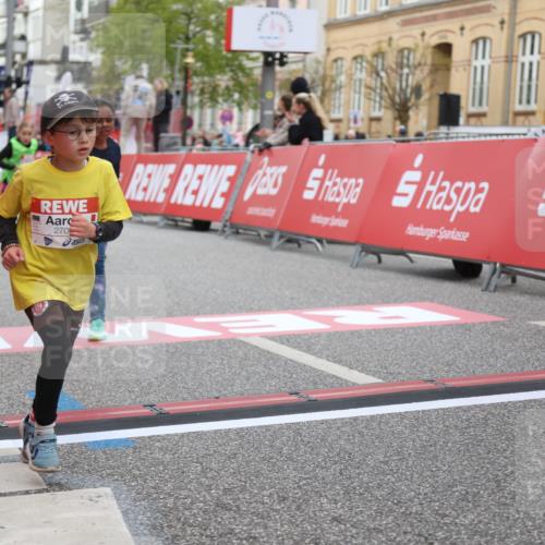 25.04.2026 - Das Zehntel Strokosch-Dieckow http://msf.ph/oto/9631317 25.04.2026 09:04:32 Ziel 1864, 1876, 2706, 3035, 3050, 3057, 3132, 3321, 3347, 3478, 3482 meine-sportfotos.de