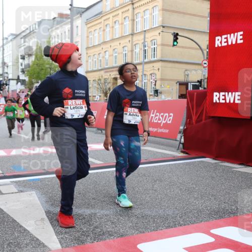 25.04.2026 - Das Zehntel Strokosch-Dieckow http://msf.ph/oto/9631322 25.04.2026 09:04:34 Ziel 1419, 1663, 1864, 1876, 2403, 2706, 3013, 3035, 3050, 3132, 3763, 3792 meine-sportfotos.de