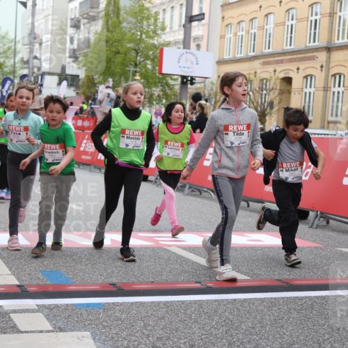 25.04.2026 - Das Zehntel Strokosch-Dieckow http://msf.ph/oto/9631327 25.04.2026 09:04:36 Ziel 1419, 1663, 1864, 1876, 2403, 2706, 3013, 3035, 3262, 3325, 3749, 3763, 3792 meine-sportfotos.de
