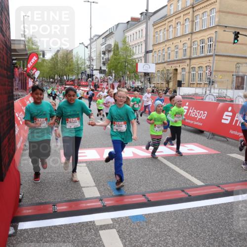 25.04.2026 - Das Zehntel Strokosch-Dieckow http://msf.ph/oto/9631336 25.04.2026 11:04:12 Ziel 5111, 5184, 5186, 5594, 5685, 5899, 5902, 5922, 5991, 6315, 6316, 6448, 6457, 6476, 6479, 6591, 6607, 7018, 7031, 7444 meine-sportfotos.de
