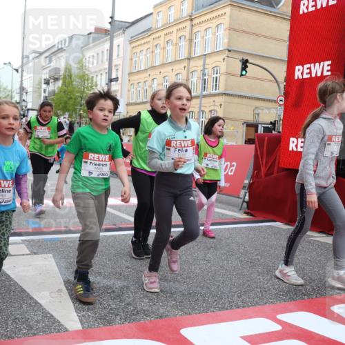 25.04.2026 - Das Zehntel Strokosch-Dieckow http://msf.ph/oto/9631346 25.04.2026 09:04:38 Ziel 1419, 1663, 1864, 1876, 2403, 2569, 2576, 2923, 3013, 3262, 3325, 3728, 3749, 3763, 3792 meine-sportfotos.de