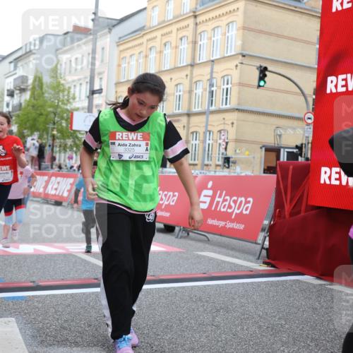 25.04.2026 - Das Zehntel Strokosch-Dieckow http://msf.ph/oto/9631352 25.04.2026 09:04:39 Ziel 1419, 1663, 1864, 1876, 2212, 2403, 2569, 2576, 2923, 3013, 3262, 3325, 3728, 3749, 3763, 3792 meine-sportfotos.de