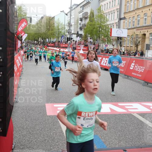 25.04.2026 - Das Zehntel Strokosch-Dieckow http://msf.ph/oto/9631380 25.04.2026 11:04:04 Ziel 5106, 5262, 5272, 5283, 5685, 5774, 5864, 5985, 6312, 6598, 6927, 6949, 7440, 7441, 7610 meine-sportfotos.de