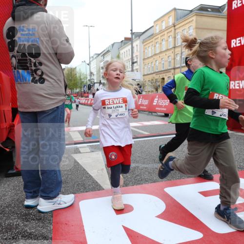 25.04.2026 - Das Zehntel Strokosch-Dieckow http://msf.ph/oto/9631394 25.04.2026 09:04:57 Ziel 1062, 1228, 1439, 1661, 2397, 2839, 3442, 3446, 3880 meine-sportfotos.de