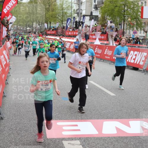 25.04.2026 - Das Zehntel Strokosch-Dieckow http://msf.ph/oto/9631395 25.04.2026 11:04:03 Ziel 5106, 5262, 5272, 5283, 5745, 5774, 5864, 5985, 6312, 6598, 6782, 6927, 6949, 7440, 7441, 7602, 7610, 7620, 7630, 7936 meine-sportfotos.de