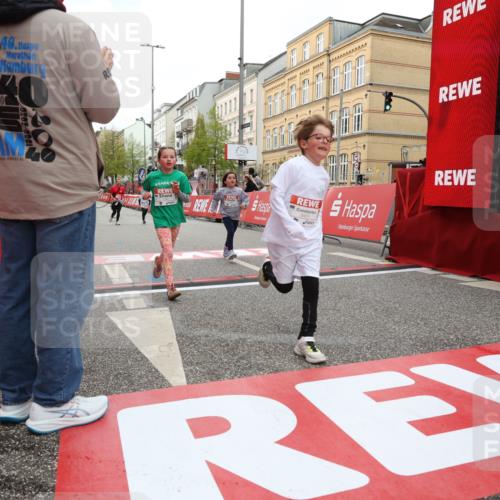 25.04.2026 - Das Zehntel Strokosch-Dieckow http://msf.ph/oto/9631396 25.04.2026 09:04:58 Ziel 1062, 1228, 1439, 1661, 2397, 2839, 3880 meine-sportfotos.de