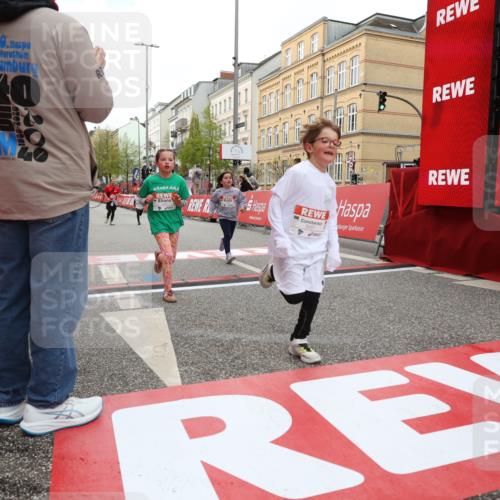 25.04.2026 - Das Zehntel Strokosch-Dieckow http://msf.ph/oto/9631397 25.04.2026 09:04:58 Ziel 1062, 1228, 1439, 1661, 2397, 2839, 3880 meine-sportfotos.de