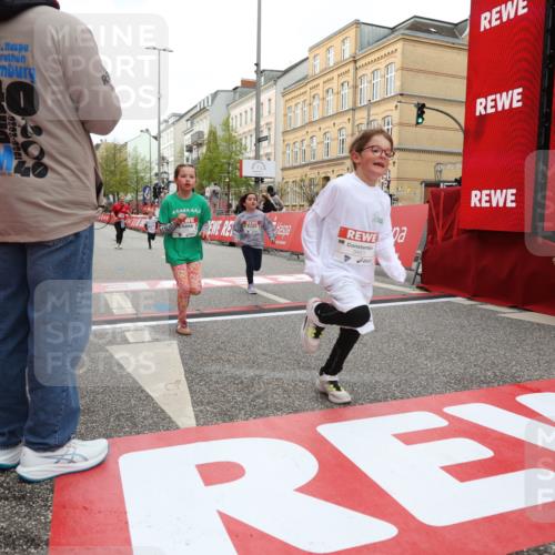 25.04.2026 - Das Zehntel Strokosch-Dieckow http://msf.ph/oto/9631399 25.04.2026 09:04:58 Ziel 1062, 1228, 1439, 1661, 2397, 2839, 3880 meine-sportfotos.de