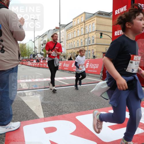 25.04.2026 - Das Zehntel Strokosch-Dieckow http://msf.ph/oto/9631405 25.04.2026 09:05:03 Ziel 1793, 1835, 1860, 2397, 2578, 2842, 2996, 3451, 3459, 3880 meine-sportfotos.de