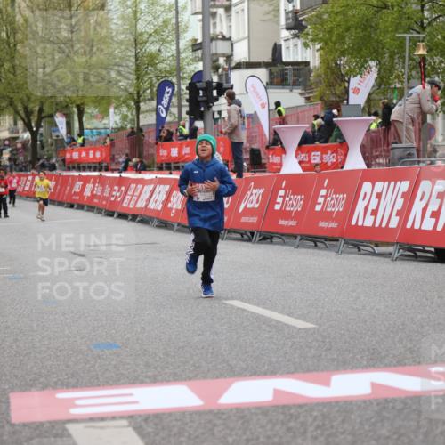 25.04.2026 - Das Zehntel Strokosch-Dieckow http://msf.ph/oto/9631413 25.04.2026 09:07:01 Ziel 1076, 1616, 1659, 2177, 2357, 2372, 2483, 2626, 3320 meine-sportfotos.de