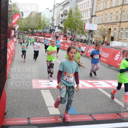 25.04.2026 - Das Zehntel Strokosch-Dieckow http://msf.ph/oto/9631416 25.04.2026 11:04:01 Ziel 5262, 5272, 5283, 5468, 5520, 5745, 5774, 5864, 5865, 5985, 6312, 6598, 6780, 6782, 6976, 7440, 7441, 7602, 7610, 7620, 7630, 7936 meine-sportfotos.de