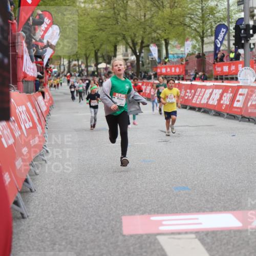 25.04.2026 - Das Zehntel Strokosch-Dieckow http://msf.ph/oto/9631422 25.04.2026 09:07:08 Ziel 1227, 1235, 1973, 2483, 2677, 2687, 2973, 2985, 3771, 3781 meine-sportfotos.de
