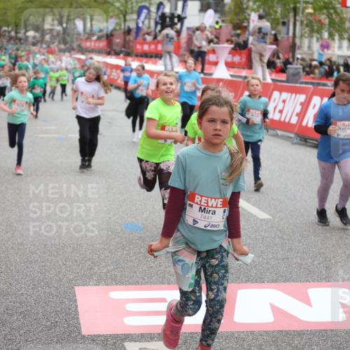 25.04.2026 - Das Zehntel Strokosch-Dieckow http://msf.ph/oto/9631431 25.04.2026 11:04:01 Ziel 5262, 5272, 5283, 5468, 5520, 5745, 5774, 5864, 5865, 5985, 6312, 6598, 6780, 6782, 6976, 7440, 7441, 7602, 7610, 7620, 7630, 7936 meine-sportfotos.de