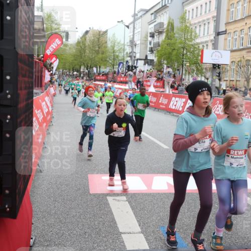25.04.2026 - Das Zehntel Strokosch-Dieckow http://msf.ph/oto/9631451 25.04.2026 11:03:57 Ziel 5046, 5231, 5468, 5520, 5745, 5774, 5864, 5865, 6291, 6485, 6570, 6598, 6780, 6782, 6812, 6976, 6995, 7000, 7538, 7602, 7610, 7620, 7630, 7934, 7936 meine-sportfotos.de