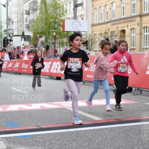 25.04.2026 - Das Zehntel Strokosch-Dieckow http://msf.ph/oto/9631461 25.04.2026 09:07:21 Ziel 1079, 1095, 1321, 2180, 2202, 2924, 2930, 3732, 3742, 3753, 3779, 3864 meine-sportfotos.de