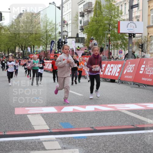 25.04.2026 - Das Zehntel Strokosch-Dieckow http://msf.ph/oto/9631468 25.04.2026 09:07:24 Ziel 1079, 1095, 2202, 2930, 3735, 3742, 3753, 3779, 3864, 3934, 3935 meine-sportfotos.de