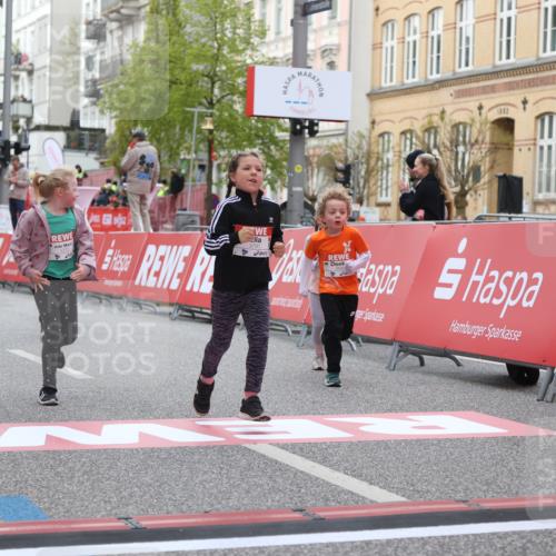 25.04.2026 - Das Zehntel Strokosch-Dieckow http://msf.ph/oto/9631477 25.04.2026 09:07:27 Ziel 1079, 1095, 1258, 1375, 2202, 3735, 3753, 3779, 3791, 3889, 3908, 3934, 3935 meine-sportfotos.de