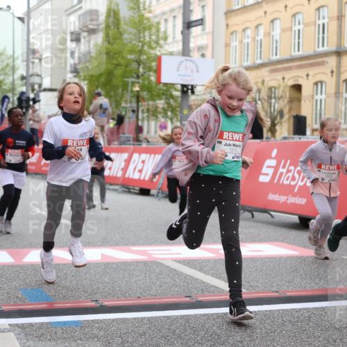 25.04.2026 - Das Zehntel Strokosch-Dieckow http://msf.ph/oto/9631492 25.04.2026 09:07:28 Ziel 1095, 1258, 1375, 1800, 3735, 3779, 3791, 3889, 3908, 3934, 3935 meine-sportfotos.de