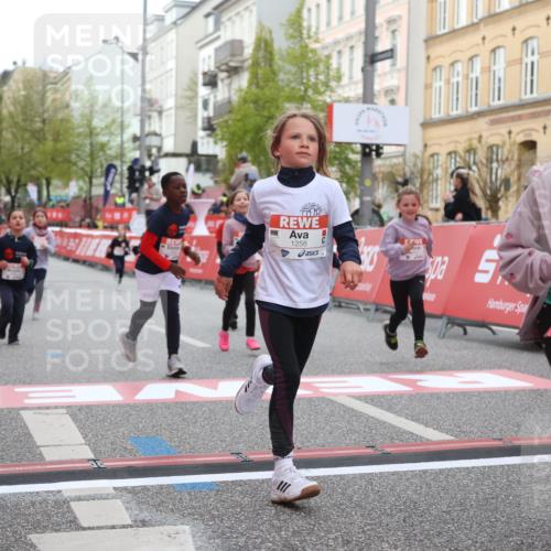 25.04.2026 - Das Zehntel Strokosch-Dieckow http://msf.ph/oto/9631497 25.04.2026 09:07:29 Ziel 1095, 1258, 1375, 1800, 1806, 3735, 3791, 3889, 3908, 3934, 3935 meine-sportfotos.de