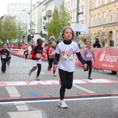 25.04.2026 - Das Zehntel Strokosch-Dieckow http://msf.ph/oto/9631499 25.04.2026 09:07:29 Ziel 1095, 1258, 1375, 1800, 1806, 3735, 3791, 3889, 3908, 3934, 3935 meine-sportfotos.de