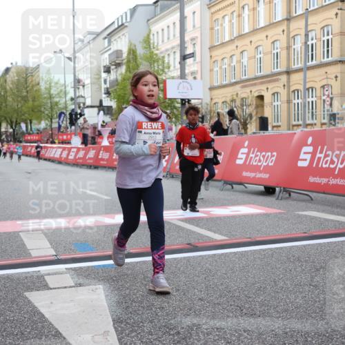 25.04.2026 - Das Zehntel Strokosch-Dieckow http://msf.ph/oto/9631521 25.04.2026 09:07:33 Ziel 1243, 1245, 1258, 1375, 1800, 1806, 2555, 2913, 3785, 3791, 3877, 3889, 3908, 3953 meine-sportfotos.de