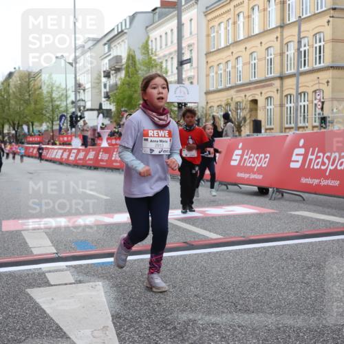 25.04.2026 - Das Zehntel Strokosch-Dieckow http://msf.ph/oto/9631522 25.04.2026 09:07:33 Ziel 1243, 1245, 1258, 1375, 1800, 1806, 2555, 2913, 3785, 3791, 3877, 3889, 3908, 3953 meine-sportfotos.de