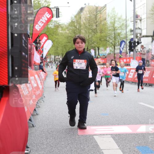 25.04.2026 - Das Zehntel Strokosch-Dieckow http://msf.ph/oto/9631533 25.04.2026 09:07:40 Ziel 1243, 1245, 2555, 2614, 3785, 3877, 3953 meine-sportfotos.de