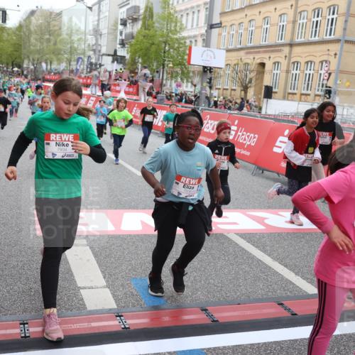 25.04.2026 - Das Zehntel Strokosch-Dieckow http://msf.ph/oto/9631538 25.04.2026 11:03:52 Ziel 5046, 5214, 5224, 5225, 5231, 5888, 6150, 6268, 6291, 6485, 6570, 6812, 6994, 6995, 7000, 7025, 7347, 7538, 7874, 7934 meine-sportfotos.de
