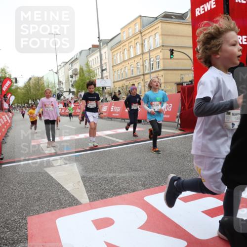 25.04.2026 - Das Zehntel Strokosch-Dieckow http://msf.ph/oto/9631544 25.04.2026 09:07:46 Ziel 1272, 1498, 1954, 1976, 1977, 2272, 2287, 2614, 3761, 3775 meine-sportfotos.de
