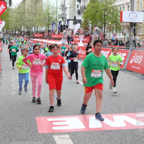 25.04.2026 - Das Zehntel Strokosch-Dieckow http://msf.ph/oto/9631564 25.04.2026 11:03:48 Ziel 5152, 5214, 5224, 5225, 5888, 5895, 6150, 6165, 6176, 6268, 6817, 6849, 6994, 7025, 7343, 7347, 7799, 7874 meine-sportfotos.de