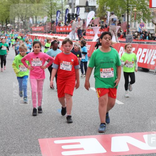 25.04.2026 - Das Zehntel Strokosch-Dieckow http://msf.ph/oto/9631567 25.04.2026 11:03:47 Ziel 5152, 5214, 5224, 5225, 5888, 5895, 6165, 6176, 6268, 6817, 6849, 7343, 7347, 7799, 7874 meine-sportfotos.de