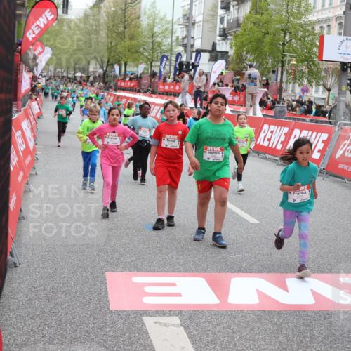 25.04.2026 - Das Zehntel Strokosch-Dieckow http://msf.ph/oto/9631573 25.04.2026 11:03:46 Ziel 5011, 5134, 5152, 5214, 5225, 5895, 6165, 6176, 6268, 6269, 6817, 6849, 7343, 7347, 7799, 7874 meine-sportfotos.de