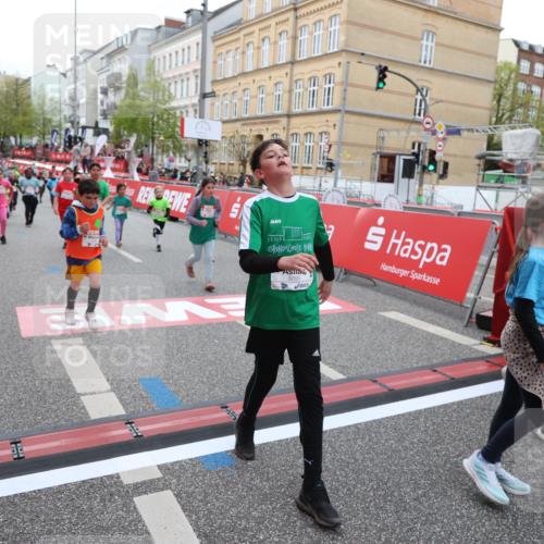 25.04.2026 - Das Zehntel Strokosch-Dieckow http://msf.ph/oto/9631577 25.04.2026 11:03:45 Ziel 5011, 5134, 5152, 5214, 5225, 5895, 6165, 6176, 6268, 6269, 6278, 6817, 6849, 7343, 7347, 7799, 7874 meine-sportfotos.de