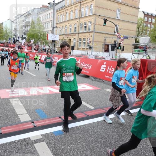 25.04.2026 - Das Zehntel Strokosch-Dieckow http://msf.ph/oto/9631580 25.04.2026 11:03:45 Ziel 5011, 5134, 5152, 5214, 5225, 5895, 6165, 6176, 6268, 6269, 6278, 6817, 6849, 7343, 7347, 7799, 7874 meine-sportfotos.de
