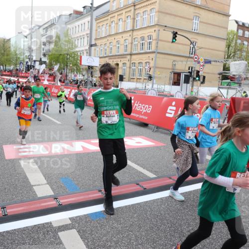25.04.2026 - Das Zehntel Strokosch-Dieckow http://msf.ph/oto/9631581 25.04.2026 11:03:45 Ziel 5011, 5134, 5152, 5214, 5225, 5895, 6165, 6176, 6268, 6269, 6278, 6817, 6849, 7343, 7347, 7799, 7874 meine-sportfotos.de