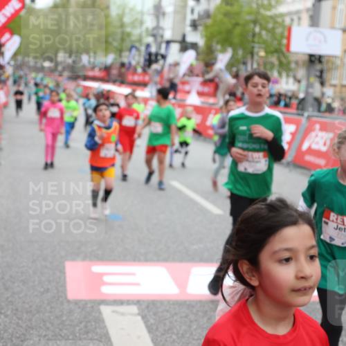 25.04.2026 - Das Zehntel Strokosch-Dieckow http://msf.ph/oto/9631584 25.04.2026 11:03:44 Ziel 5011, 5042, 5134, 5152, 5214, 5895, 6165, 6176, 6267, 6269, 6278, 6817, 6849, 7343, 7347, 7799, 7874 meine-sportfotos.de