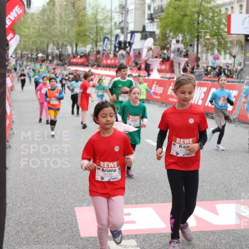25.04.2026 - Das Zehntel Strokosch-Dieckow http://msf.ph/oto/9631599 25.04.2026 11:03:42 Ziel 5011, 5042, 5134, 5152, 5330, 5351, 5895, 5940, 6165, 6176, 6267, 6269, 6278, 6817, 6849, 7038, 7343, 7442, 7453, 7475, 7799 meine-sportfotos.de