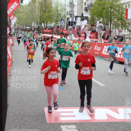 25.04.2026 - Das Zehntel Strokosch-Dieckow http://msf.ph/oto/9631604 25.04.2026 11:03:41 Ziel 5011, 5042, 5134, 5152, 5330, 5351, 5582, 5772, 5940, 6165, 6176, 6267, 6269, 6278, 7038, 7343, 7442, 7453, 7475, 7799 meine-sportfotos.de