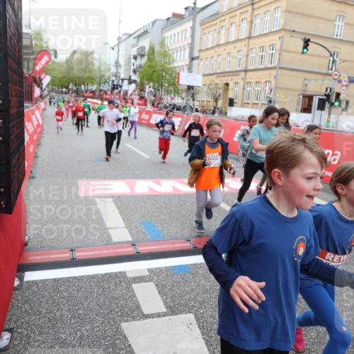 25.04.2026 - Das Zehntel Strokosch-Dieckow http://msf.ph/oto/9631628 25.04.2026 11:03:37 Ziel 5042, 5136, 5330, 5351, 5582, 5772, 5940, 6267, 6278, 7024, 7038, 7282, 7292, 7442, 7445, 7453, 7475, 7561, 7667, 8075 meine-sportfotos.de