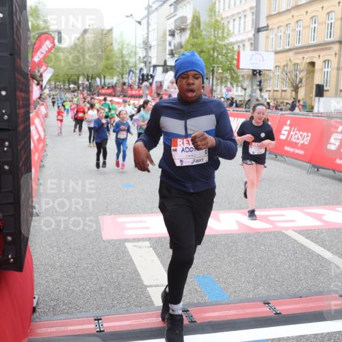 25.04.2026 - Das Zehntel Strokosch-Dieckow http://msf.ph/oto/9631645 25.04.2026 11:03:35 Ziel 5136, 5330, 5351, 5582, 5772, 5891, 5940, 7024, 7038, 7282, 7292, 7360, 7442, 7445, 7453, 7475, 7561, 7667, 7824, 7858, 7872, 7996, 8075 meine-sportfotos.de