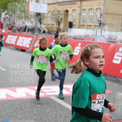 25.04.2026 - Das Zehntel Strokosch-Dieckow http://msf.ph/oto/9631671 25.04.2026 11:03:31 Ziel 5107, 5114, 5136, 5530, 5891, 7024, 7265, 7282, 7292, 7359, 7360, 7561, 7667, 7824, 7855, 7858, 7862, 7872, 7996, 8075 meine-sportfotos.de