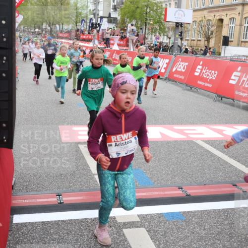 25.04.2026 - Das Zehntel Strokosch-Dieckow http://msf.ph/oto/9631672 25.04.2026 11:03:30 Ziel 5107, 5114, 5136, 5530, 5891, 7024, 7265, 7282, 7292, 7359, 7360, 7561, 7667, 7824, 7855, 7858, 7862, 7872, 7996, 8075 meine-sportfotos.de